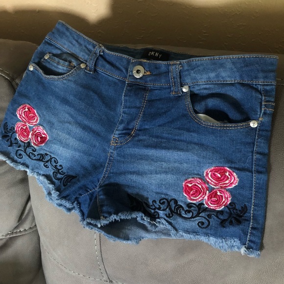 Children DKNY Floral Shorts - Picture 1 of 1
